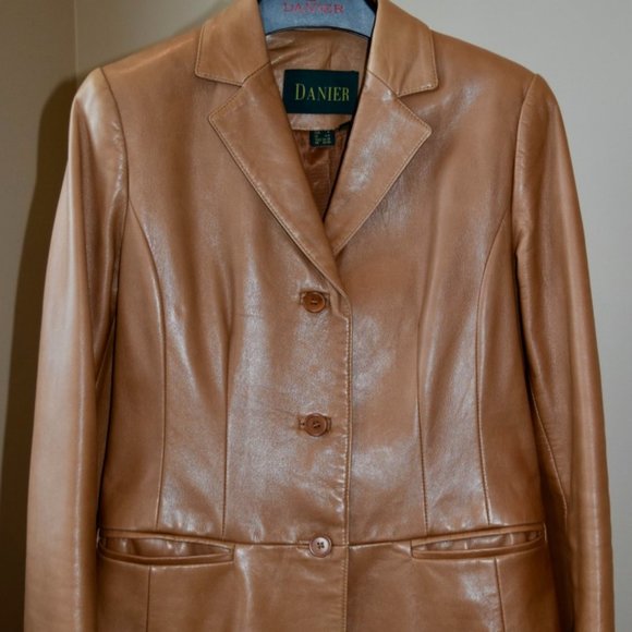 Danier Caramel Leather Blazer /Jacket P 4-6
